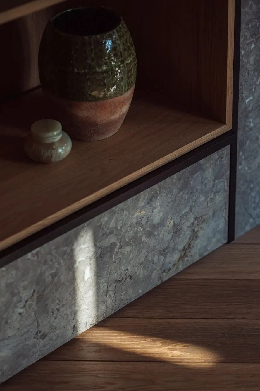 kroniki.studio Hanna Połczyńska. kontakt@kroniki.studio  Design: Architekura MIJO