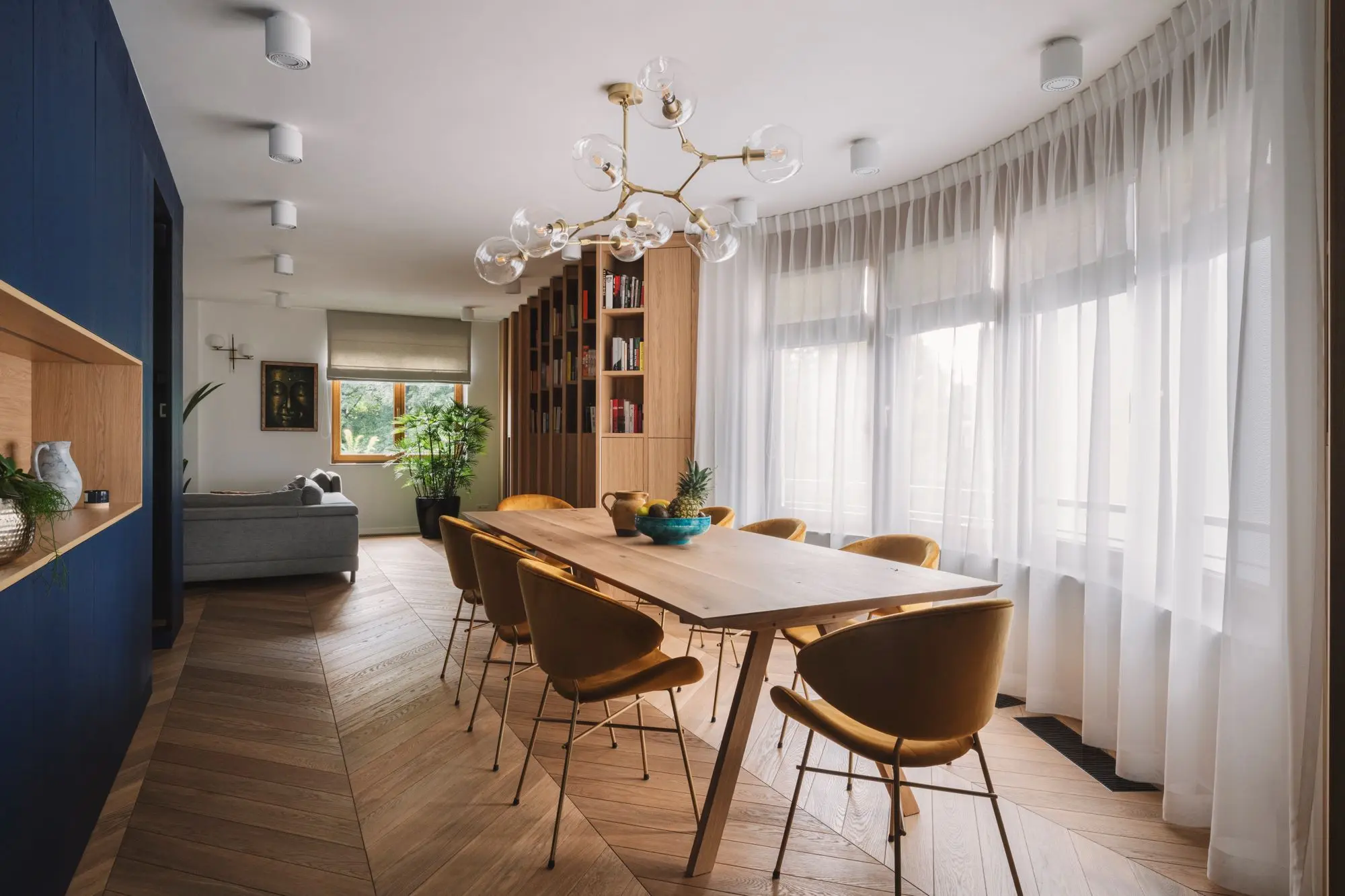 kroniki.studio Hanna Połczyńska. kontakt@kroniki.studio  Design: Architekura MIJO