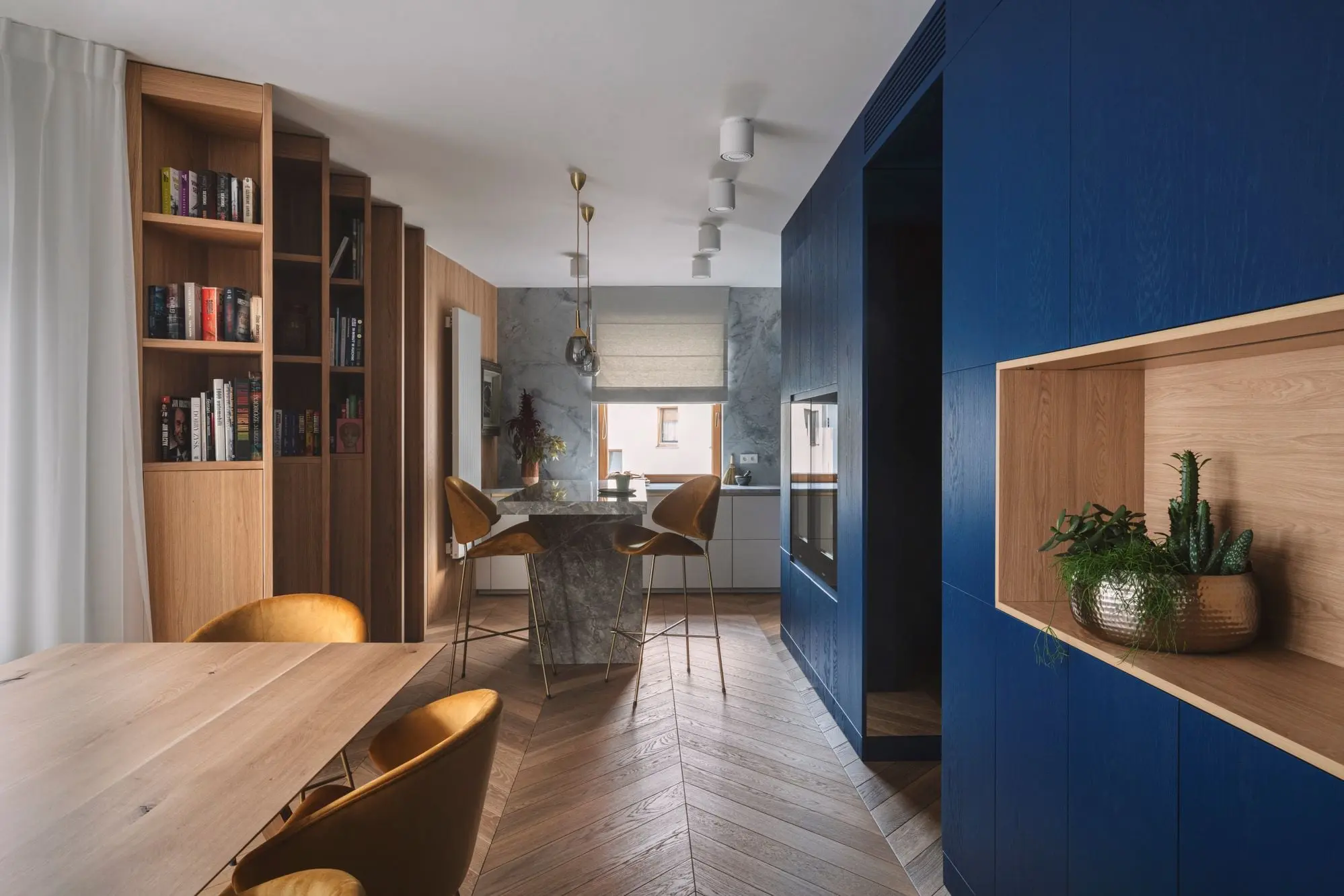 kroniki.studio Hanna Połczyńska. kontakt@kroniki.studio  Design: Architekura MIJO