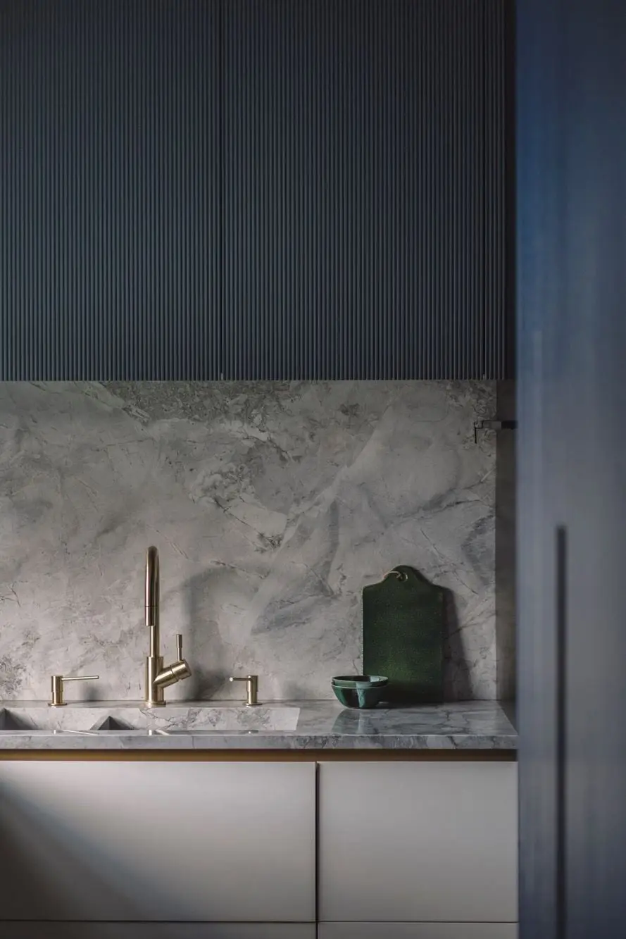 kroniki.studio Hanna Połczyńska. kontakt@kroniki.studio  Design: Architekura MIJO