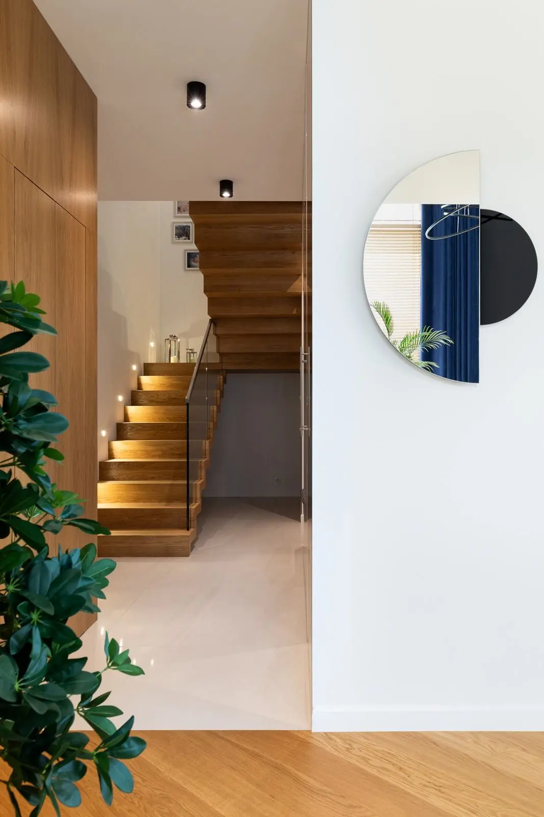 Design: Anna Dvořák - Zamiara