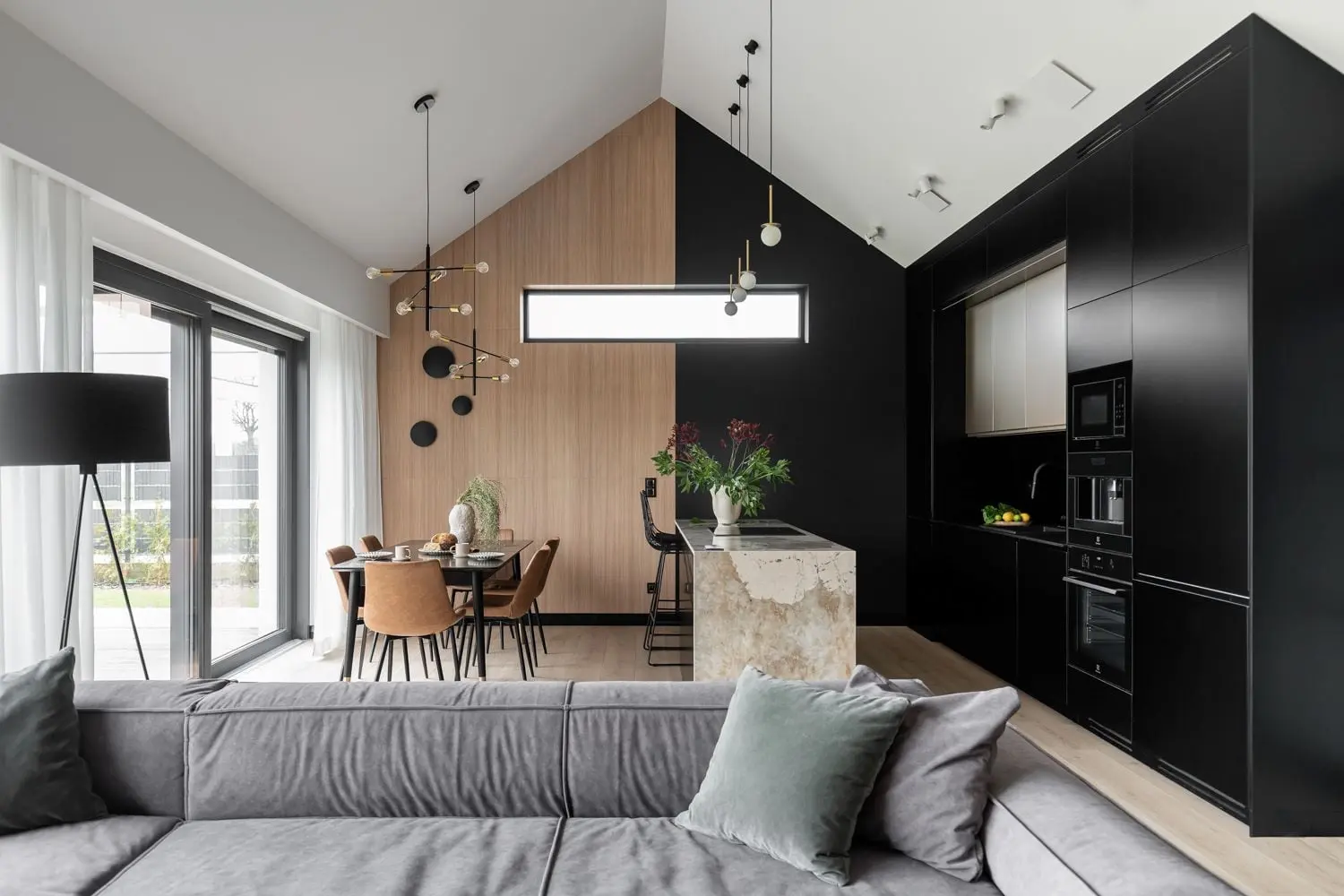 DESIGN: F-STUDIO FOTO: INKADR