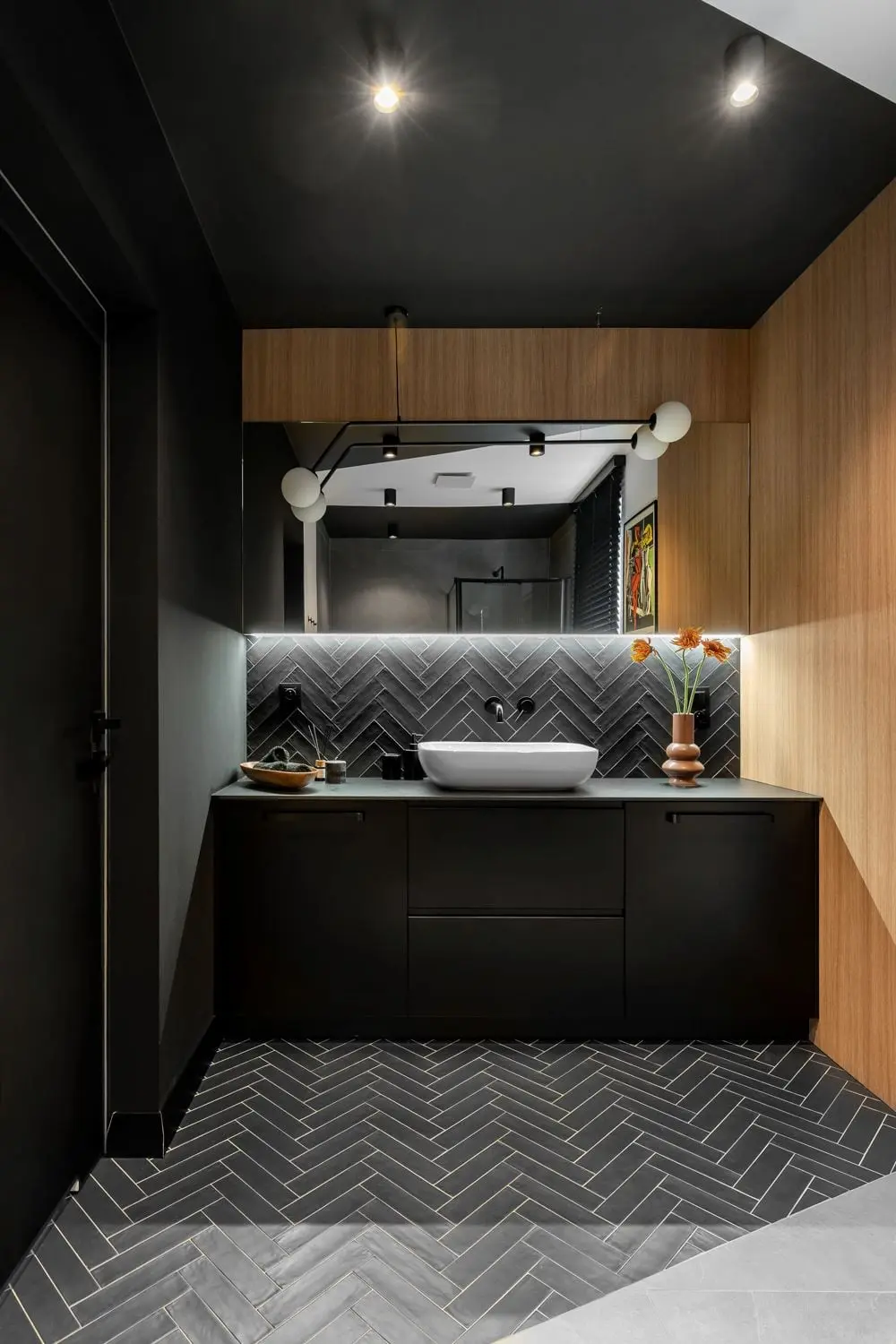 DESIGN: F-STUDIO FOTO: INKADR