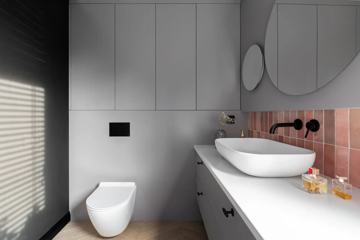 DESIGN: F-STUDIO FOTO: INKADR