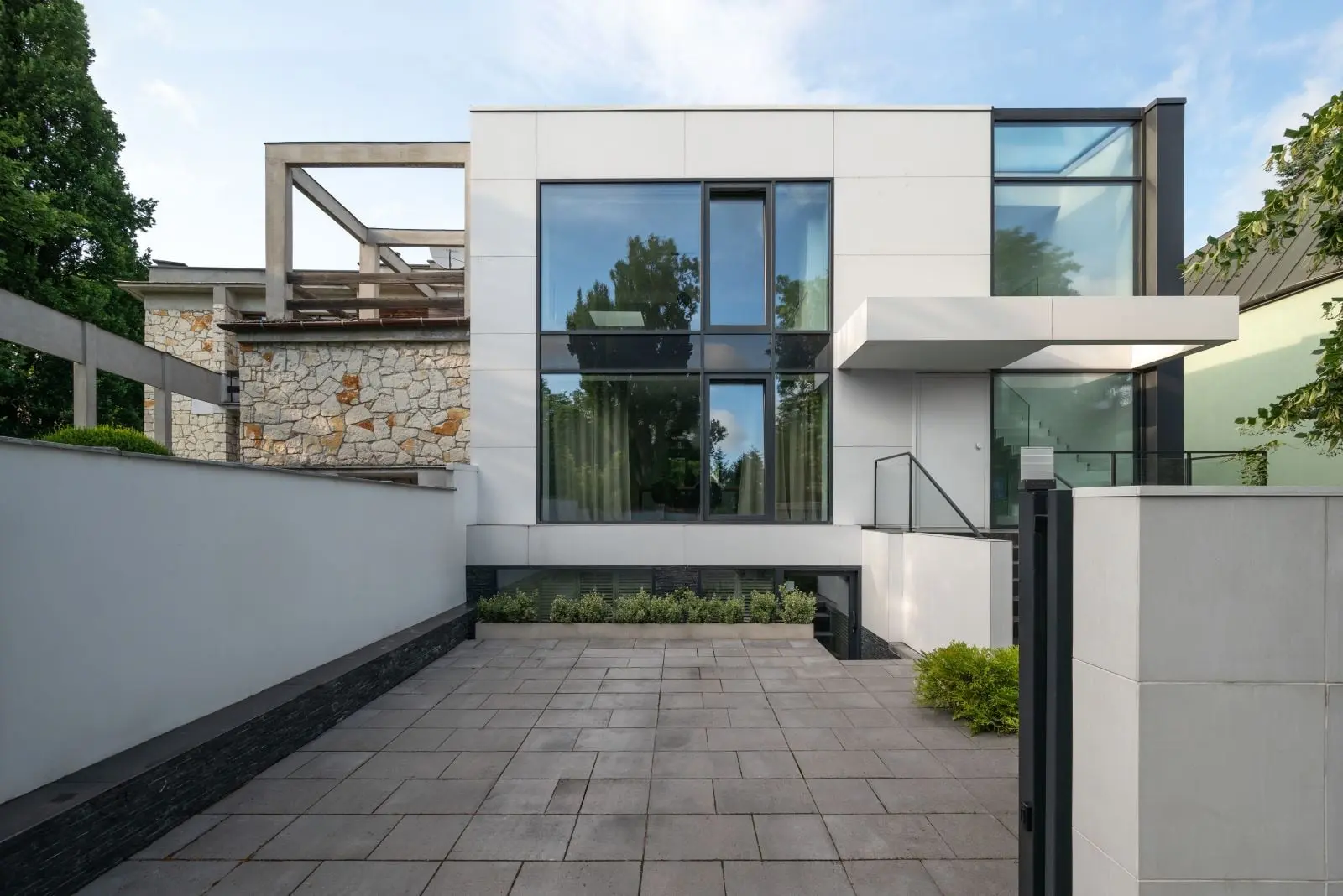 AUTOR: mgr arch. Paweł Lis współpraca: mgr arch. Mariusz Krystoń foto: Radek Gałczyński