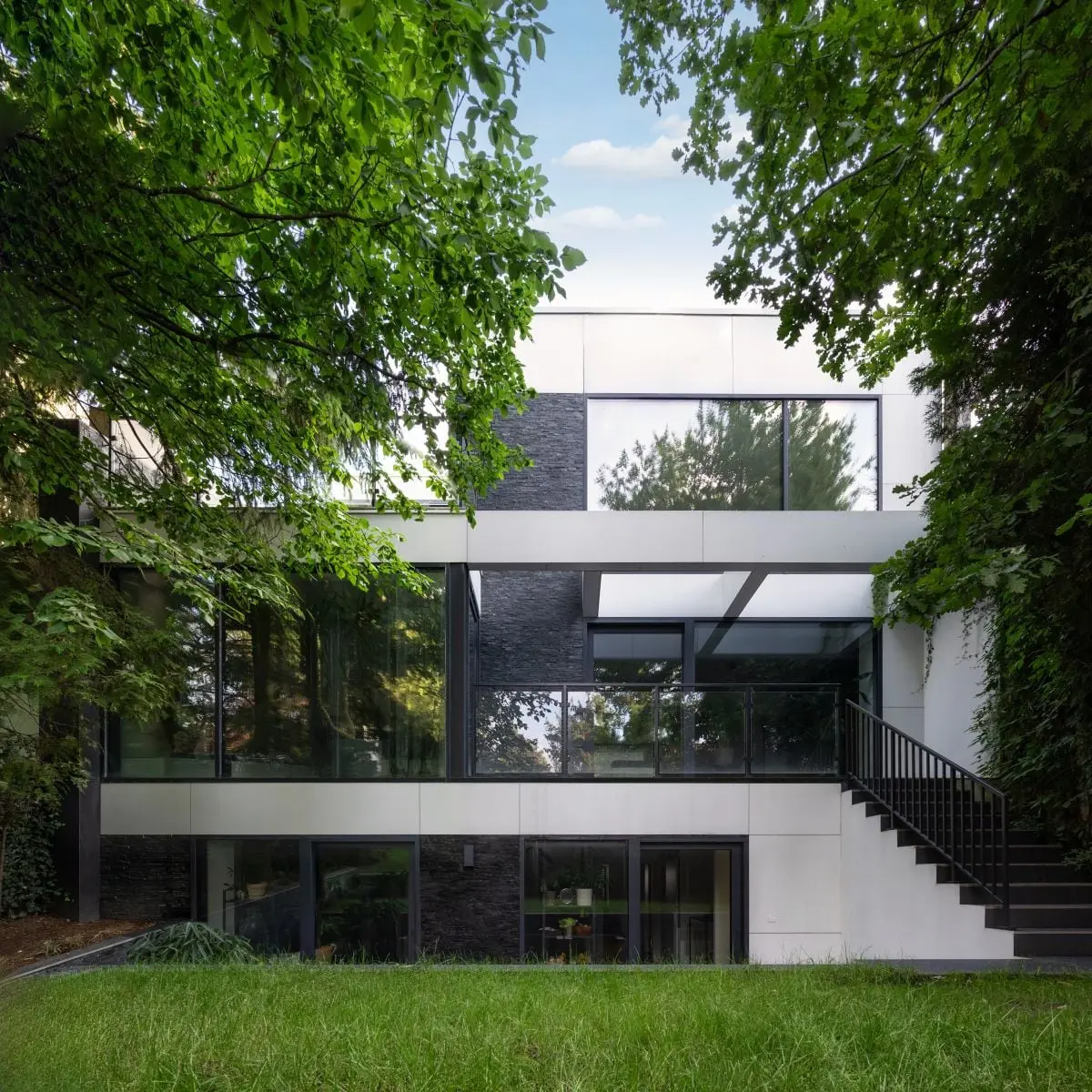 AUTOR: mgr arch. Paweł Lis współpraca: mgr arch. Mariusz Krystoń foto: Radek Gałczyński