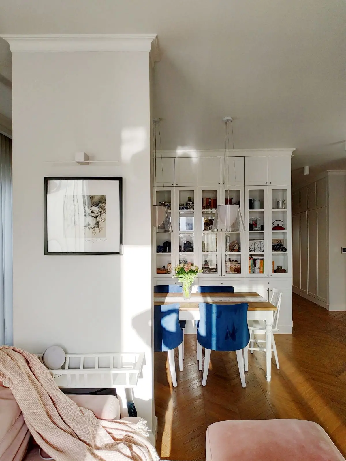 Design: LUVA oraz Pogotowie Wnętrzarskie