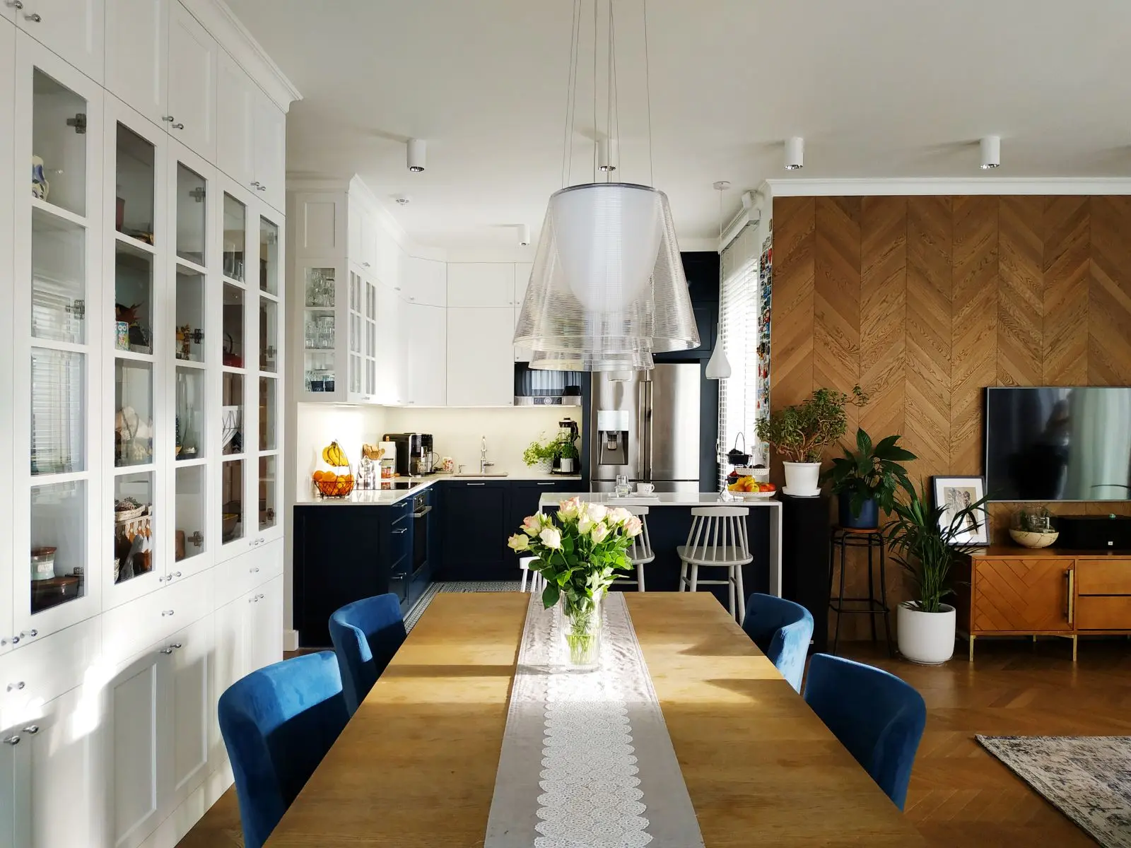 Design: LUVA oraz Pogotowie Wnętrzarskie