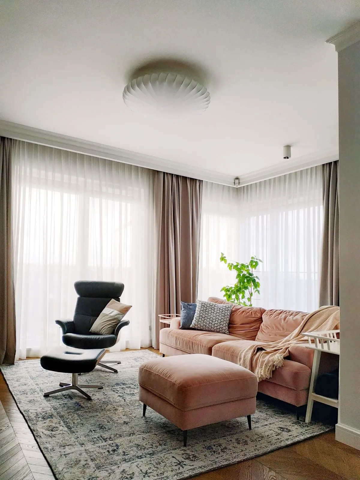 Design: LUVA oraz Pogotowie Wnętrzarskie