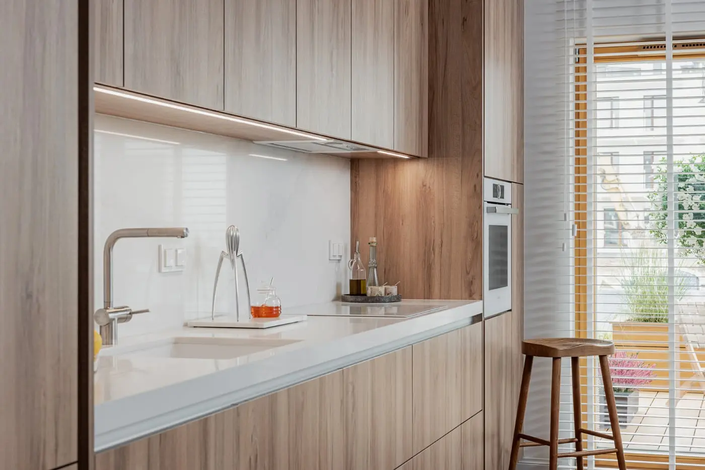 Projekt: Aleksandra Polakowska, Pracownia Architektury Wnętrz Deer Design Projekt mebli: Daniel Stochniałek z Pracowni Stolarskiej Deer Wood Zdjęcia: Zagórny Studio