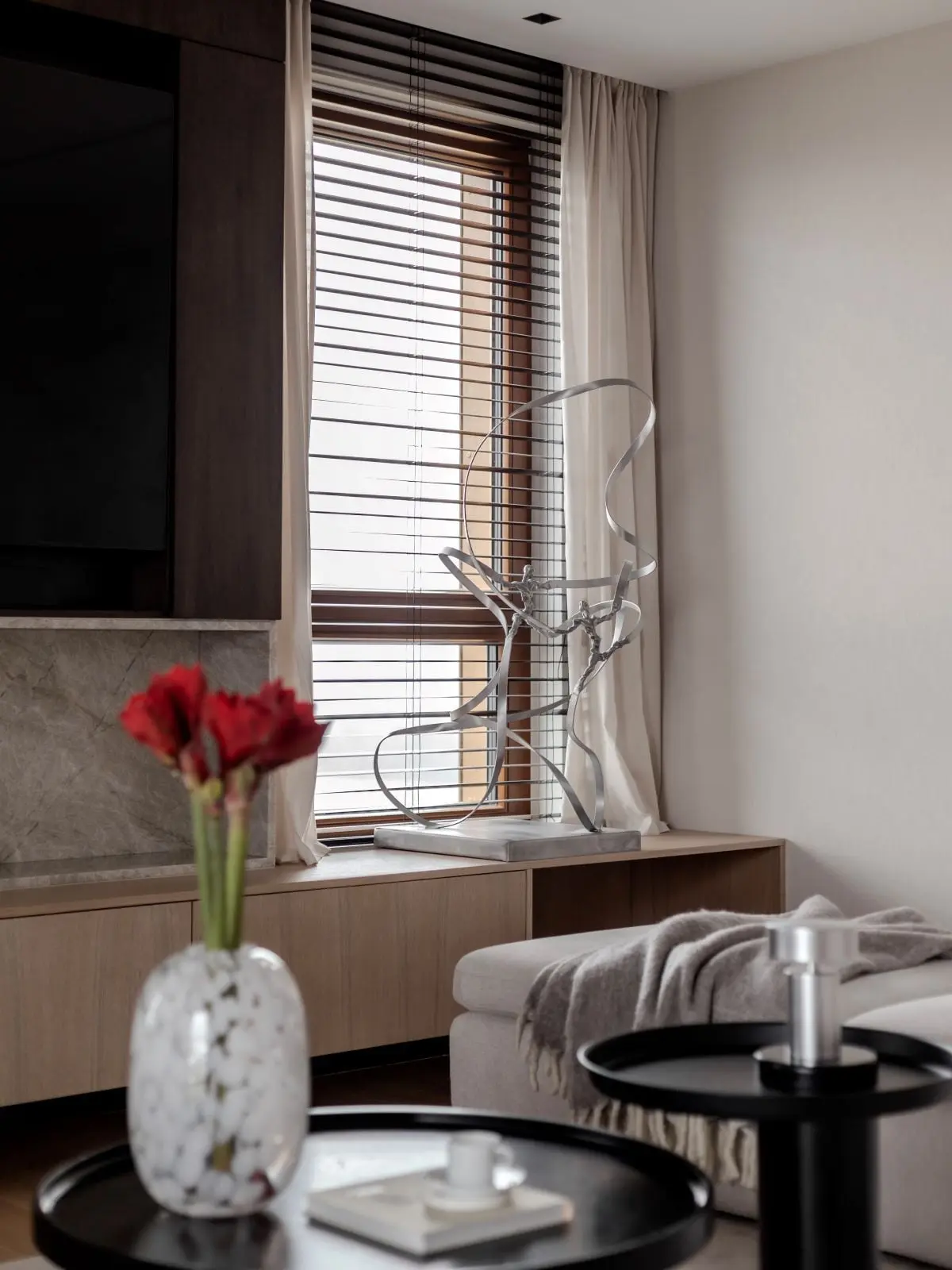 Proj.: 94 DESIGN Foto: przestrzenie.fotografia