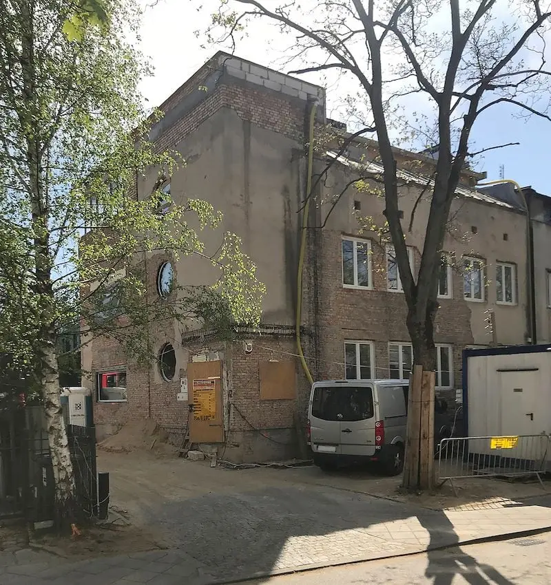 Dom przez przebudową