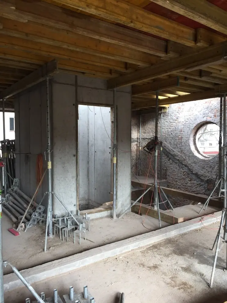 Dom przez przebudową