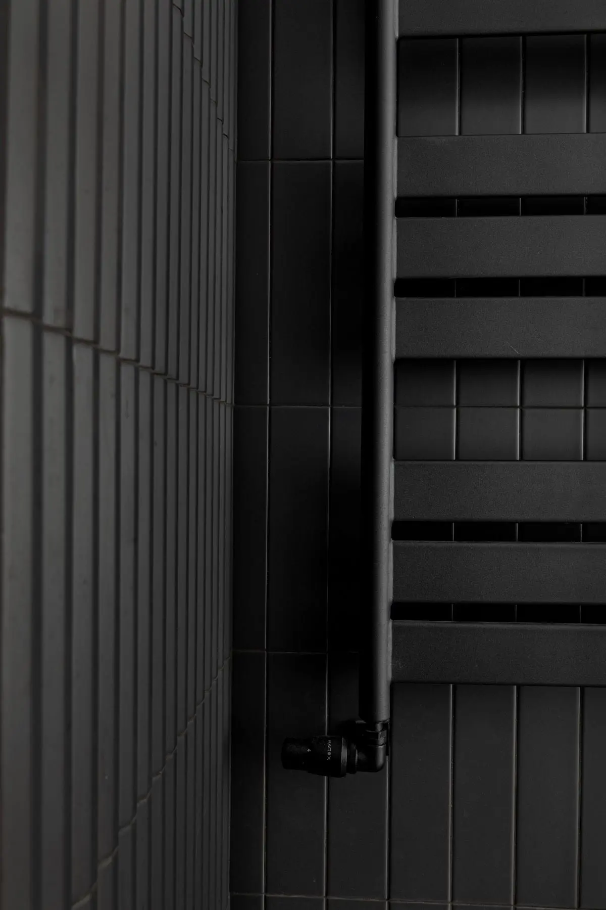 Projekt M | 45: Mieszkanie w Stylu Industrialnym na Warszawskiej Pradze | Desgn: Love To