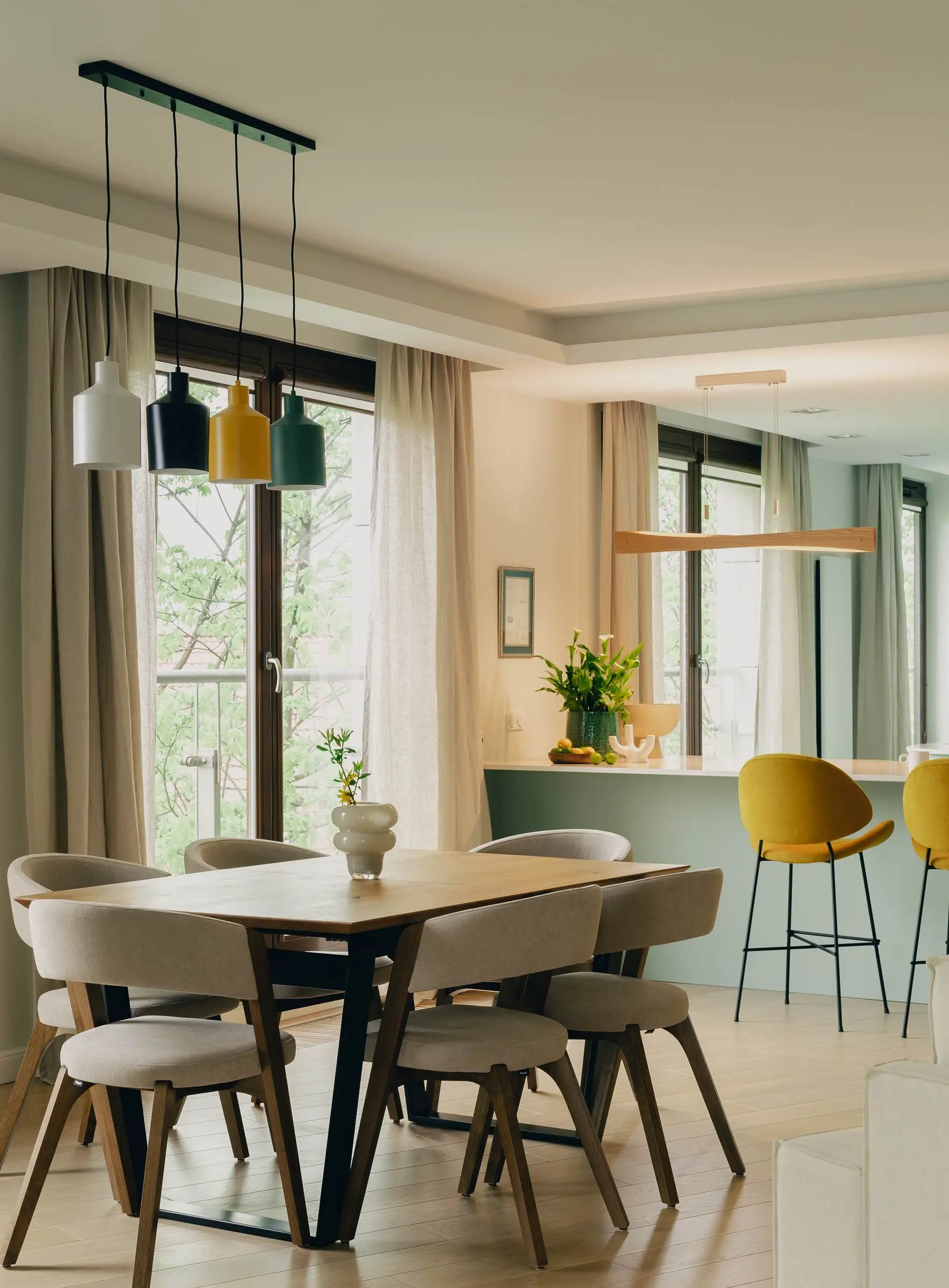 Projekt wnętrza: Karolina Strojecka-Kwapisz, Magdalena Krupczak, kanondesign.com.pl  Stylizacja: Paulina Ramlau  Zdjęcia: mrok.studio