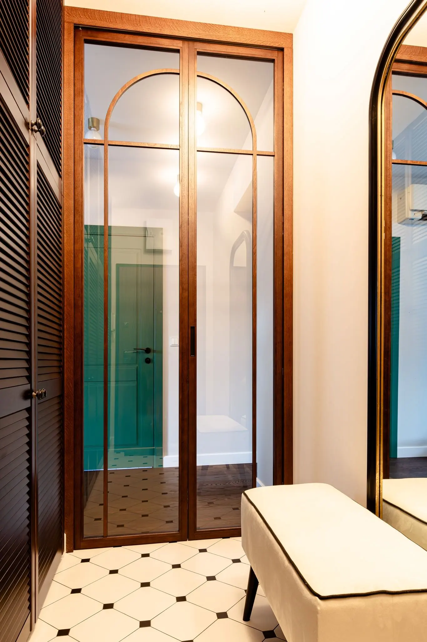 Projekt: Barbara Godawska Demate iHome Sudio Zdjęcia : Mrok Studio