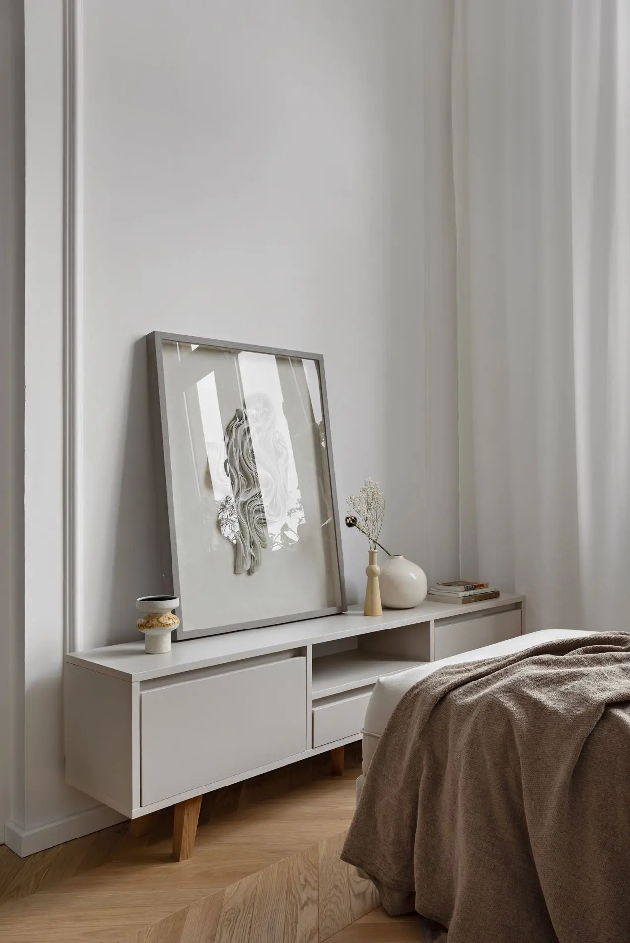 Stylowe mieszkanie w zabytkowej kamienicy | Design: Black Locus | Foto: Dekorialove