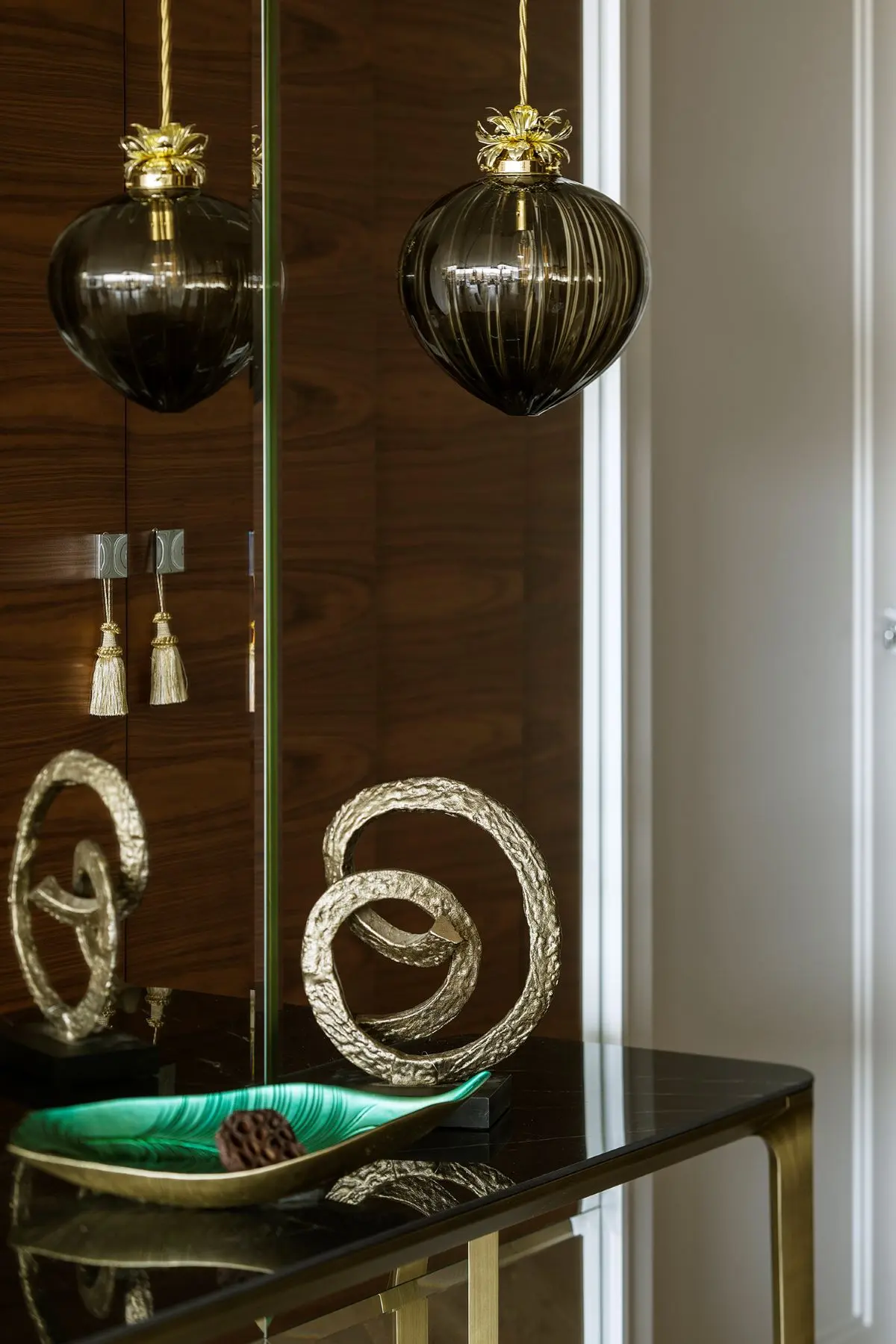 Design: Agnieszka Ludwinowska