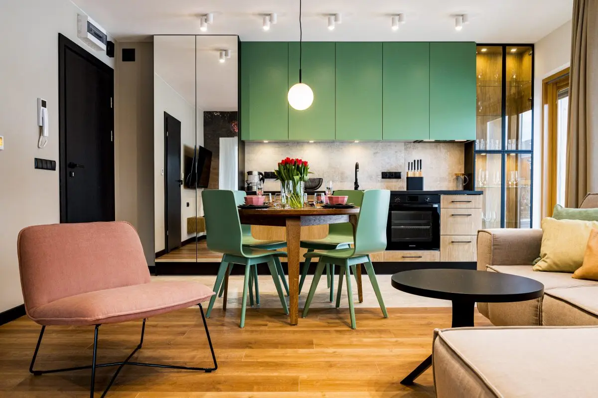 Mieszkanie w Białce Tatrzańskiej w soczystej zieleni | Projekt Ewa Tarapata Architekt Wnętrz