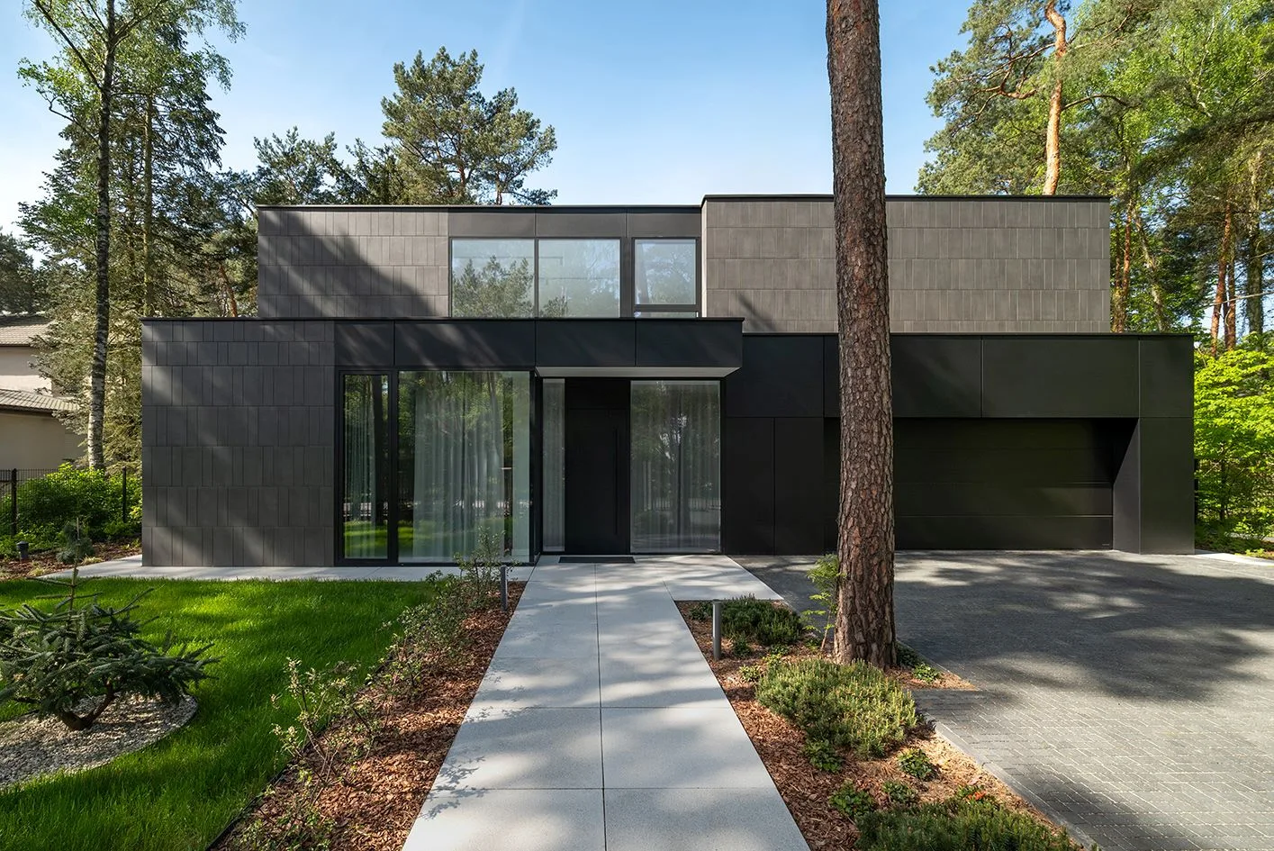 DOM NA ORZECHOWEJ w Józefowie | PAWEL LIS ARCHITEKCI