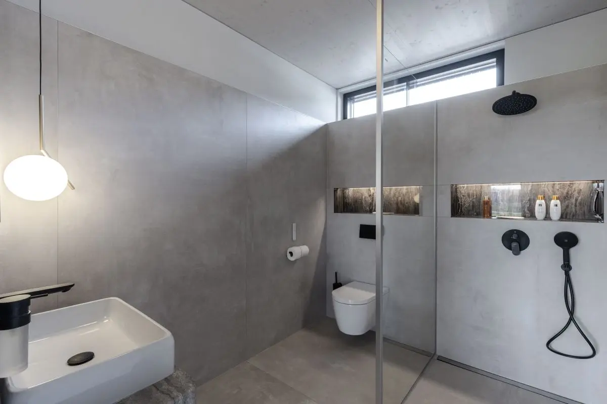 "Pływający dom" Griffnera, zaprojektowany przez Studio F. A. Porsche oraz luksusowe łazienki Duravit