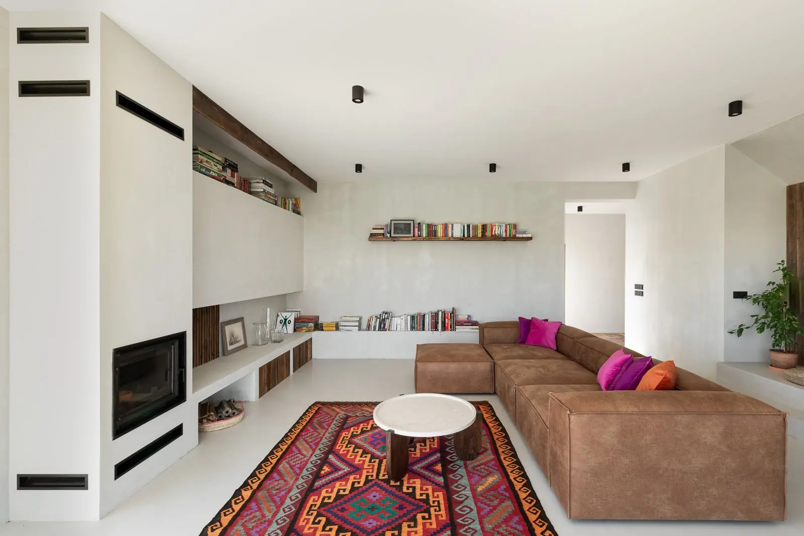 Projekt i tekst: Magdalena Lechowicz /  Dream Space    Dekorator wnętrz: Magdalena Nowakowska  Zdjęcia: Kąty Proste/ Paweł Biedrzycki   www.katyproste.pl