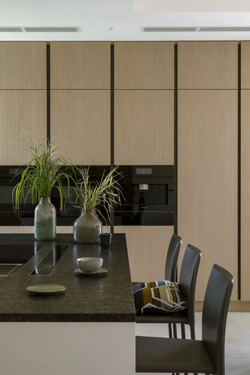 Proj. Kamińska Stańczak Design | fot.: Yassen Hrtistov | stylizacja: Eliza Mrozińska