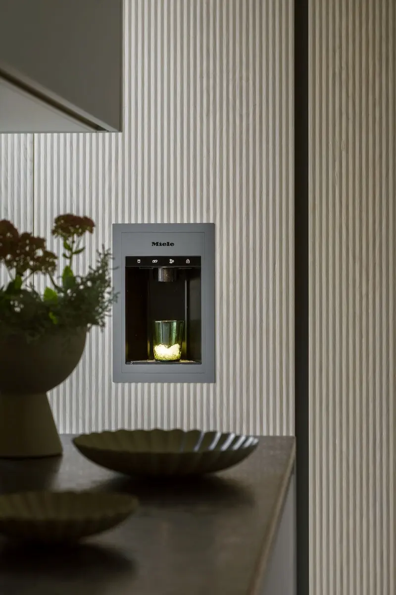 Proj. Kamińska Stańczak Design | fot.: Yassen Hrtistov | stylizacja: Eliza Mrozińska