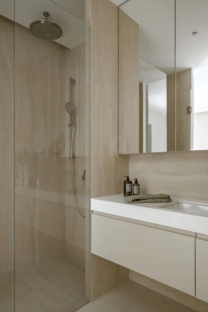 Proj. Kamińska Stańczak Design | fot.: Yassen Hrtistov | stylizacja: Eliza Mrozińska