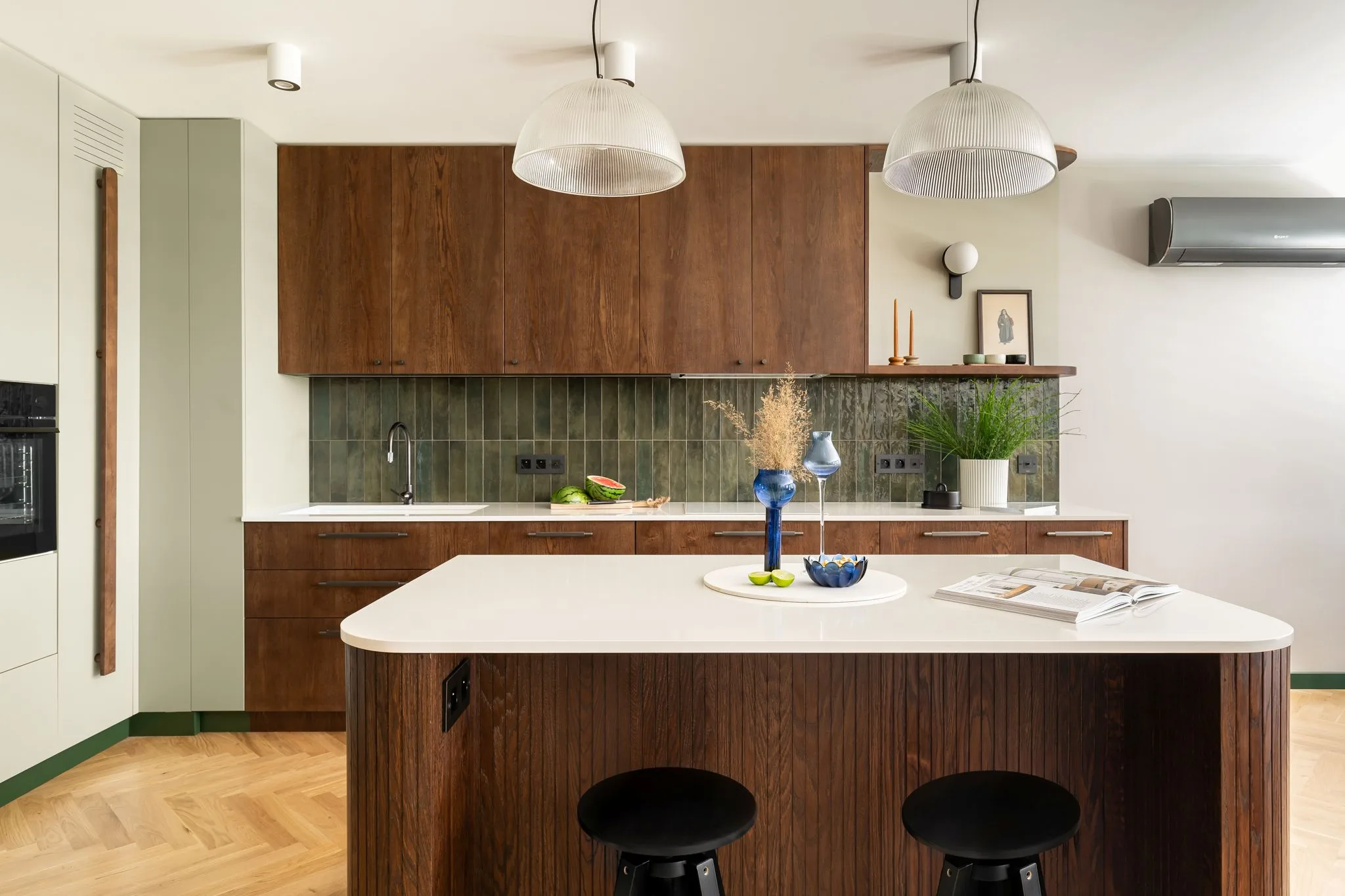 Fotograf: INKADR Natalia KaczmarekStylizacja: Justyna MadejArchitekt: Rzecz Jasna Wnętrza, Magdalena Płatonow