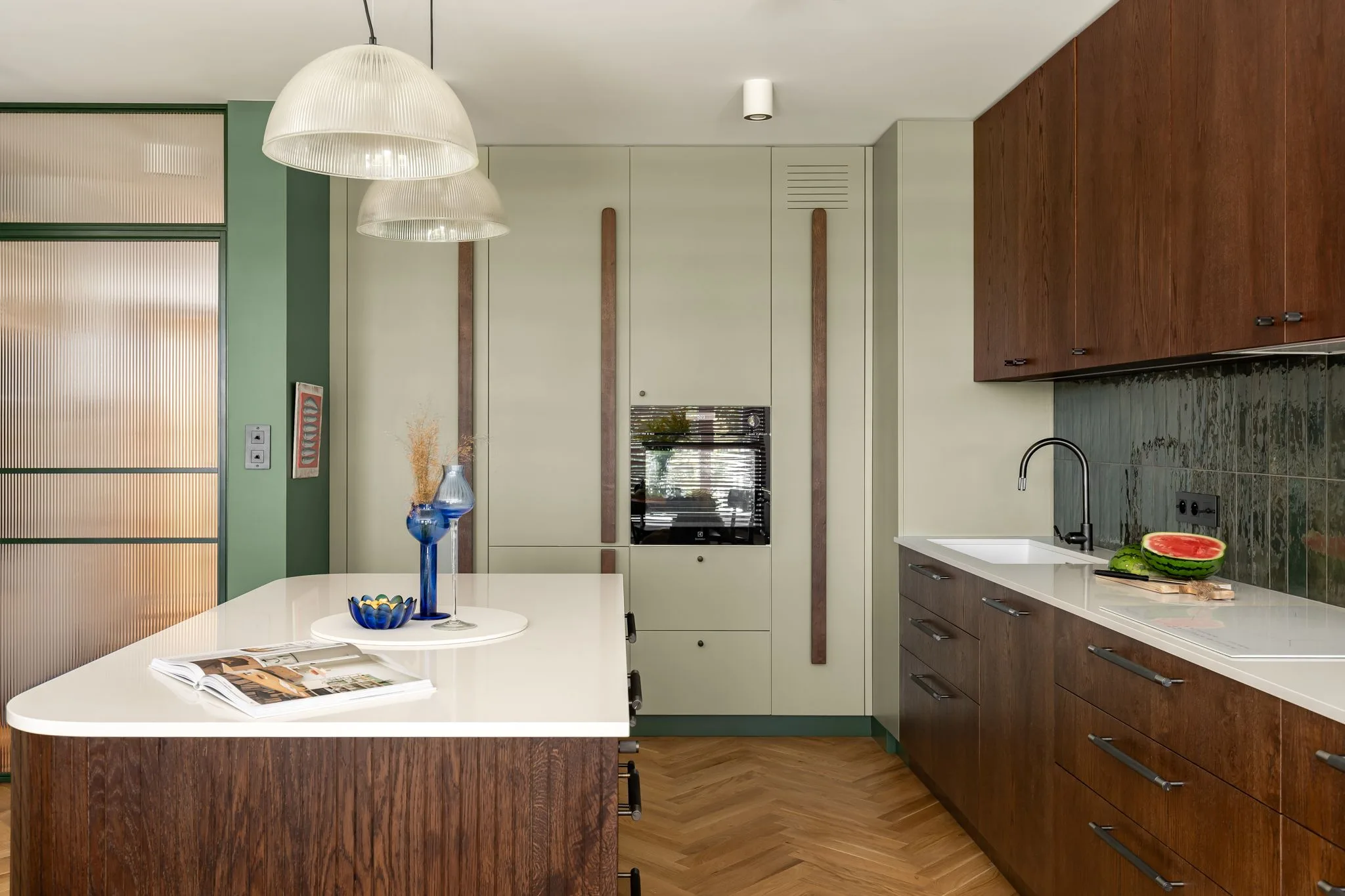 Fotograf: INKADR Natalia KaczmarekStylizacja: Justyna MadejArchitekt: Rzecz Jasna Wnętrza, Magdalena Płatonow