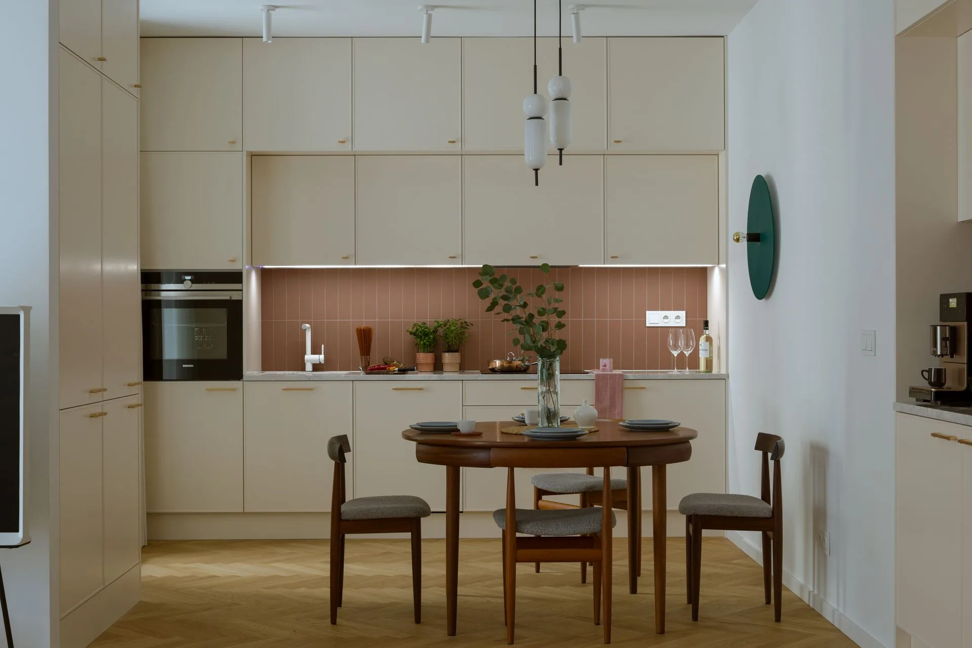 Deisgn: Jacek Tryc Fot. Yassen Hristov