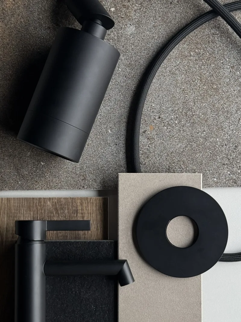 IHFL001B (Custom).jpg