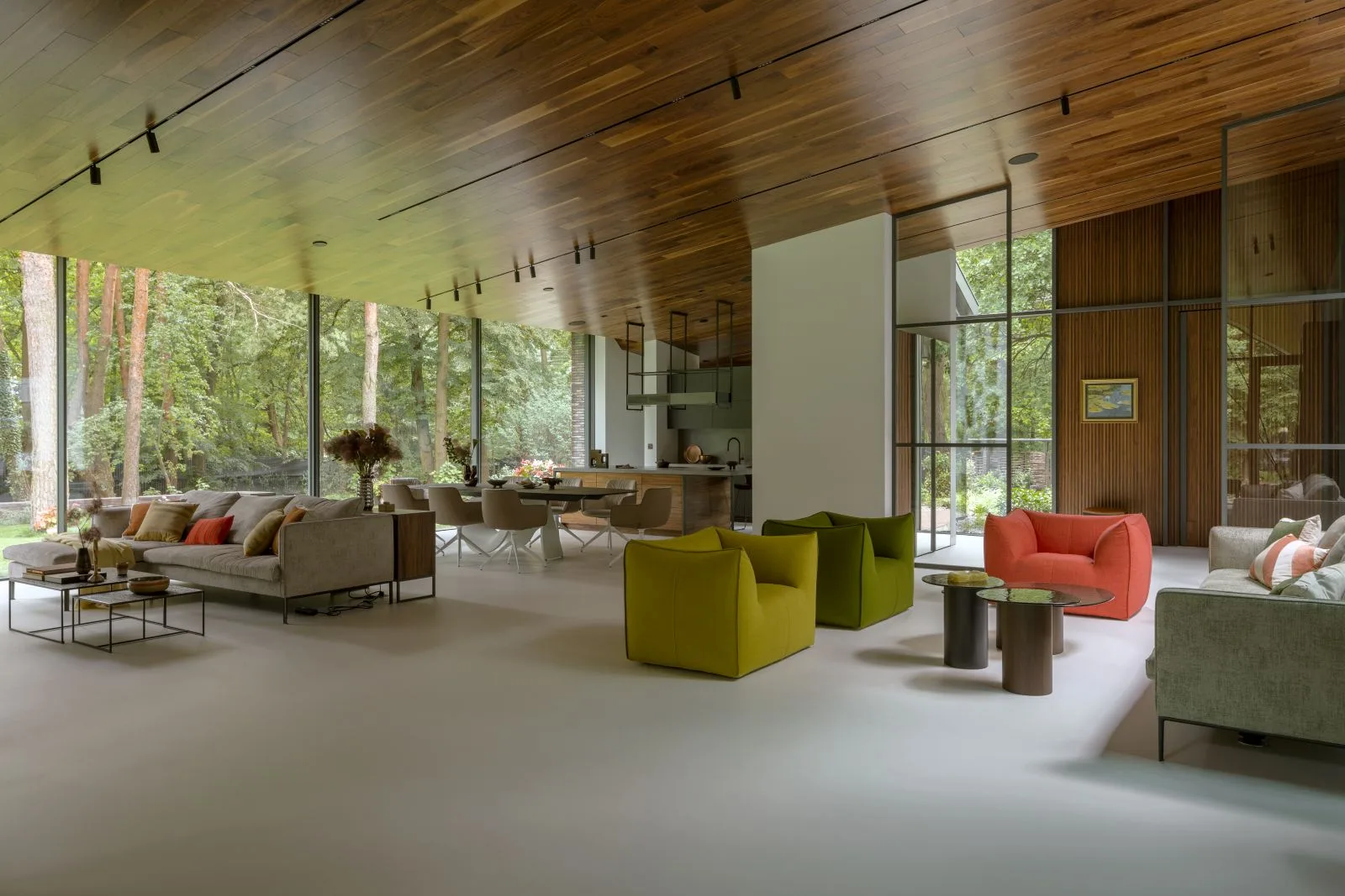 Duży salon w domu jednorodzinnym narożnik internity home